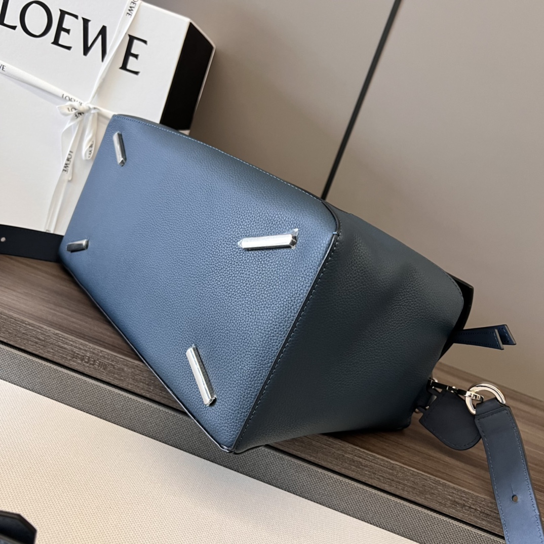 Loewe Puzzle Bags